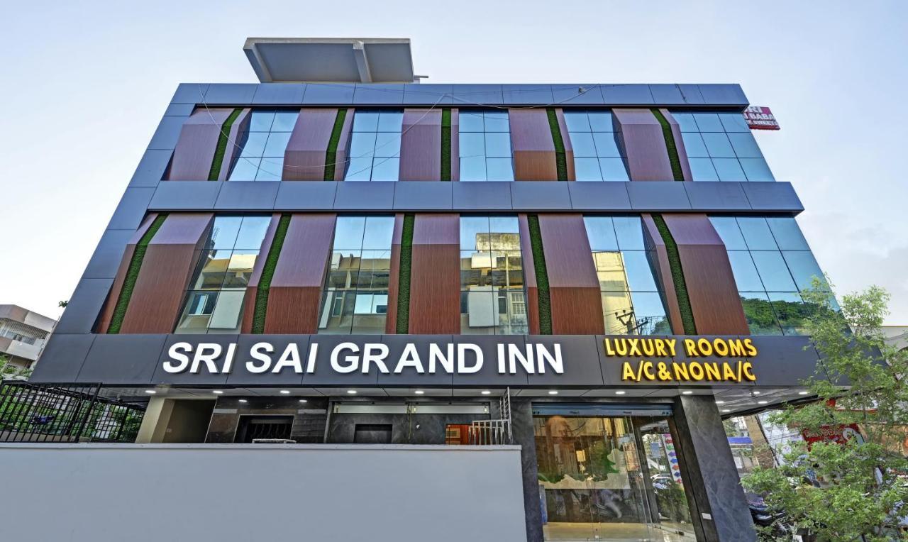 Itsy Hotels Sri Sai Grand Inn Vijayawāda Exterior photo